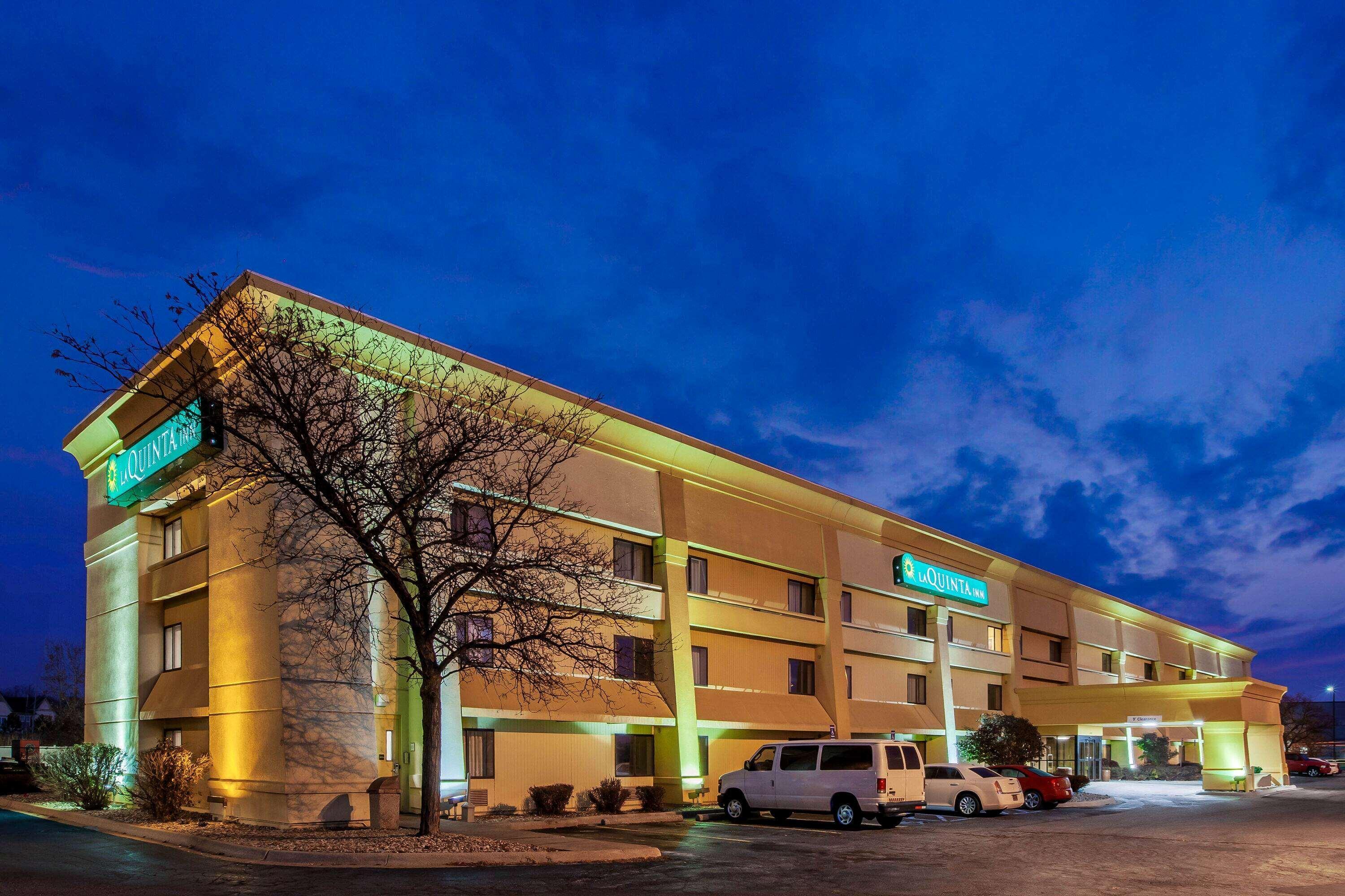 La Quinta Inn By Wyndham Detroit Southgate Extérieur photo