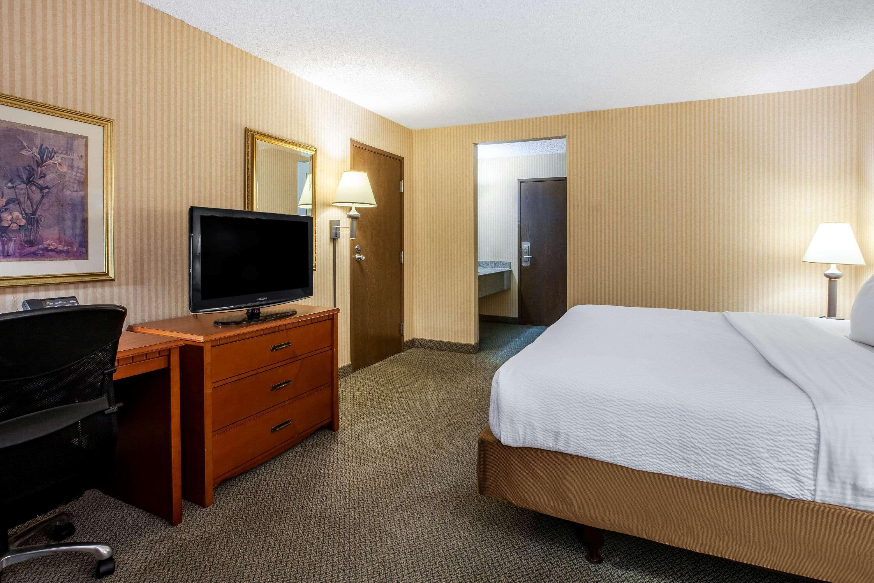 La Quinta Inn By Wyndham Detroit Southgate Extérieur photo